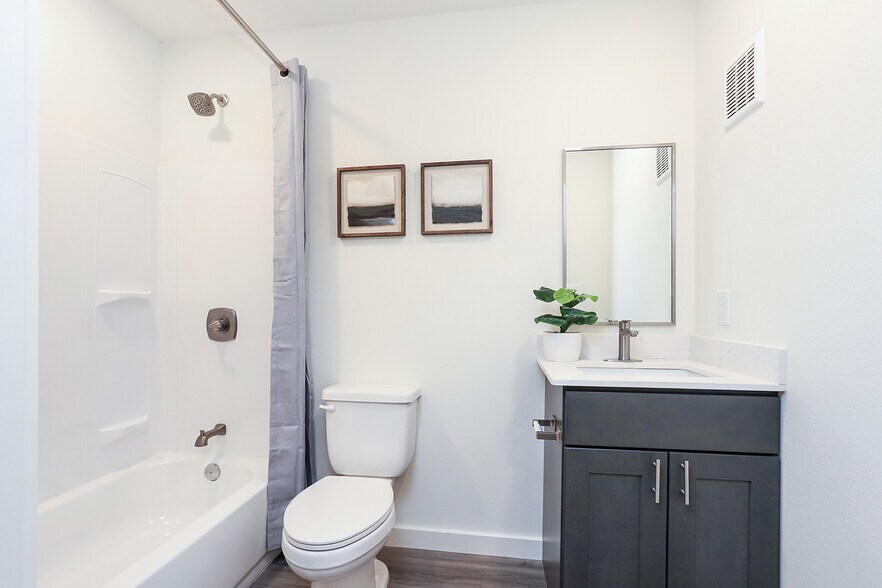 More Photos Of 4380 Mohican Prescot Crossover, Baton Rouge Apartments For Sale