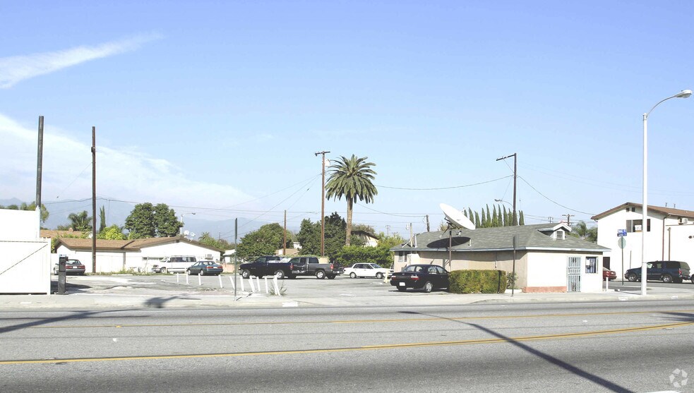 More Photos Of 10177 Valley Blvd, El Monte Auto Dealership For Lease