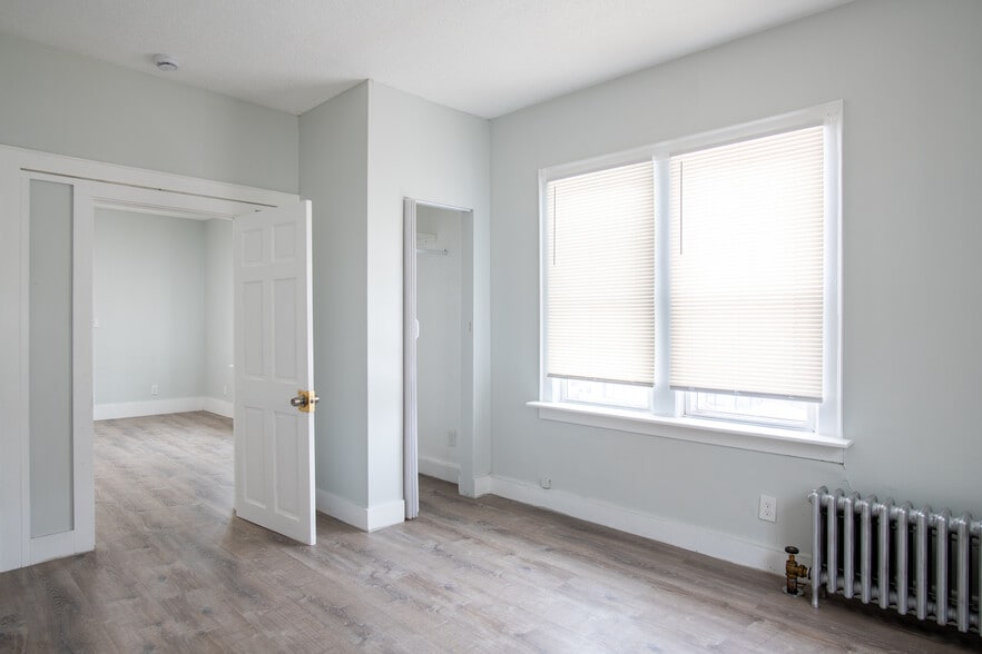 More Photos Of 69 Winter St, Springfield Apartments For Sale