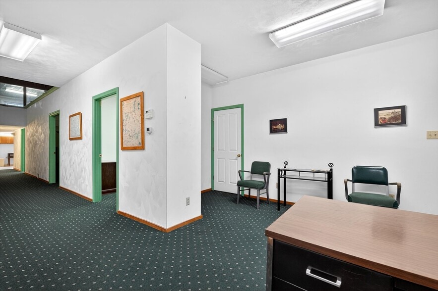 More Photos Of 210 E 5th Ave, Tarentum Office For Sale