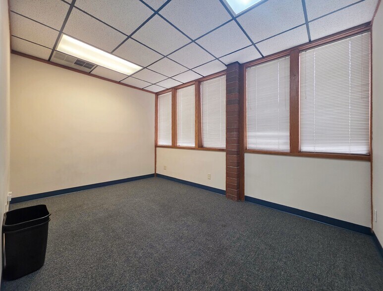 More Photos Of 3516 S 47th St, Tacoma Office For Lease