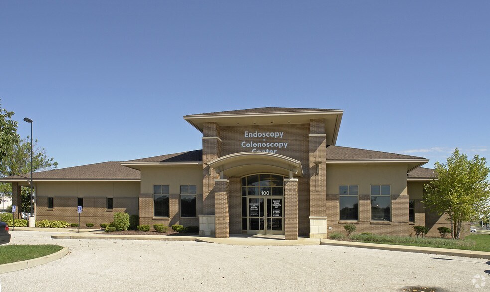 Primary Photo Of 100 Village Square Shop Ctr, Hazelwood Medical For Sale