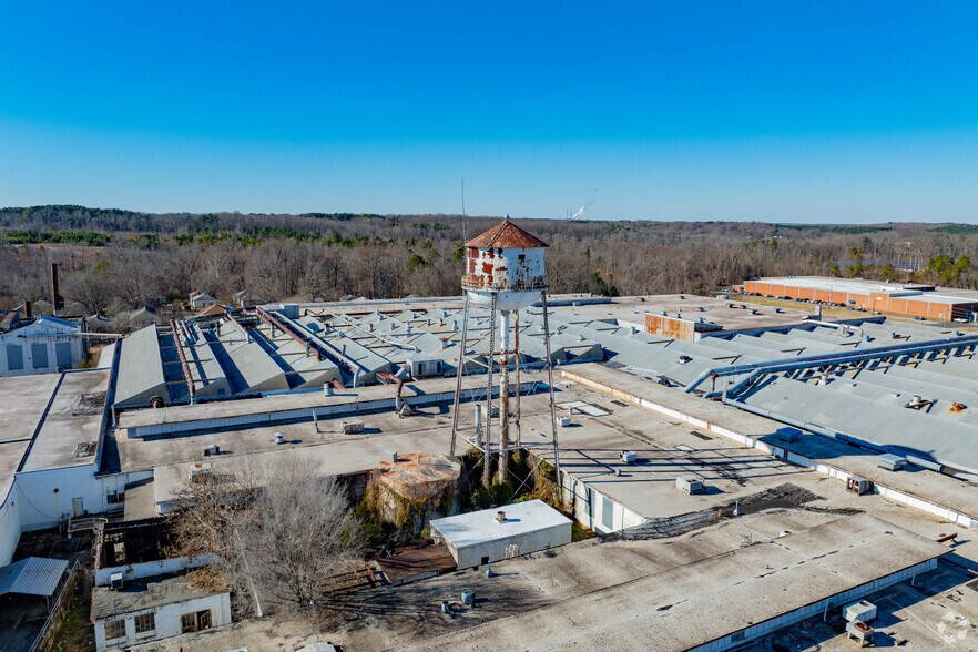 More Photos Of 1803 N Main St, Roxboro Manufacturing For Lease