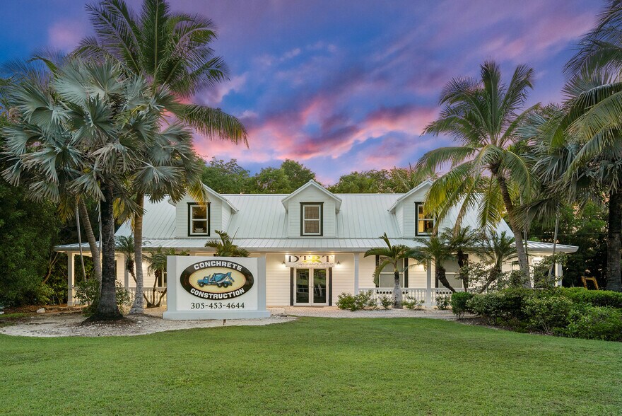 More Photos Of 102920 Overseas Hwy, Key Largo Office Residential For Sale