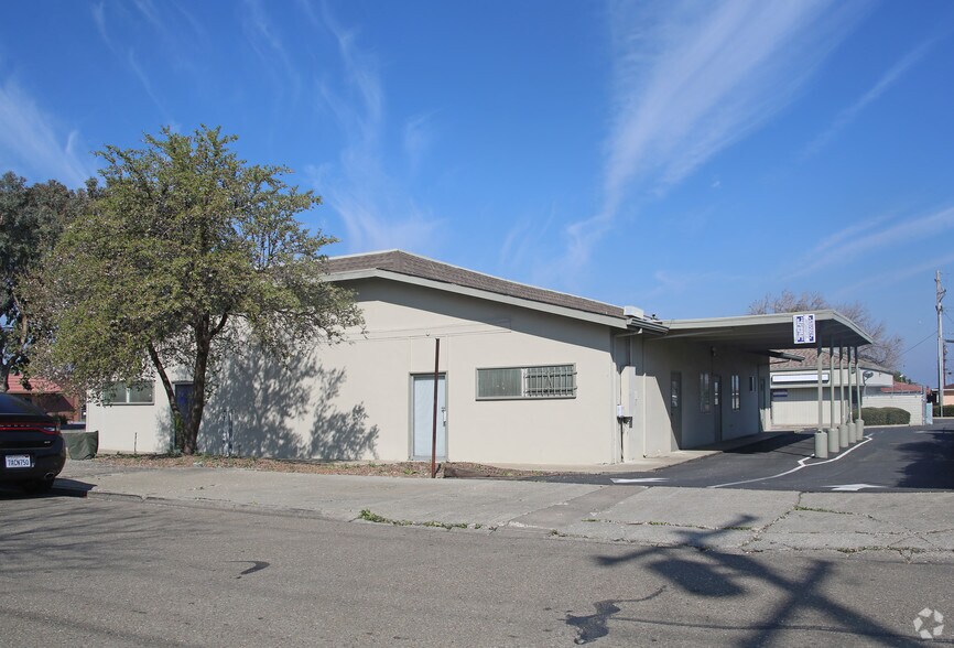 More Photos Of 4015 Railroad Ave, Pittsburg Medical For Sale