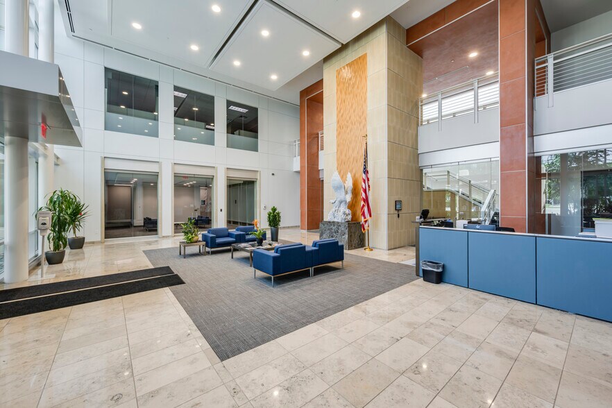 More Photos Of 13500 Heritage Pky, Fort Worth Office For Lease