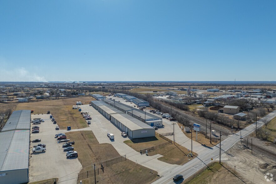 Primary Photo Of 2653 Blue Mound Rd W, Haslet Warehouse For Lease