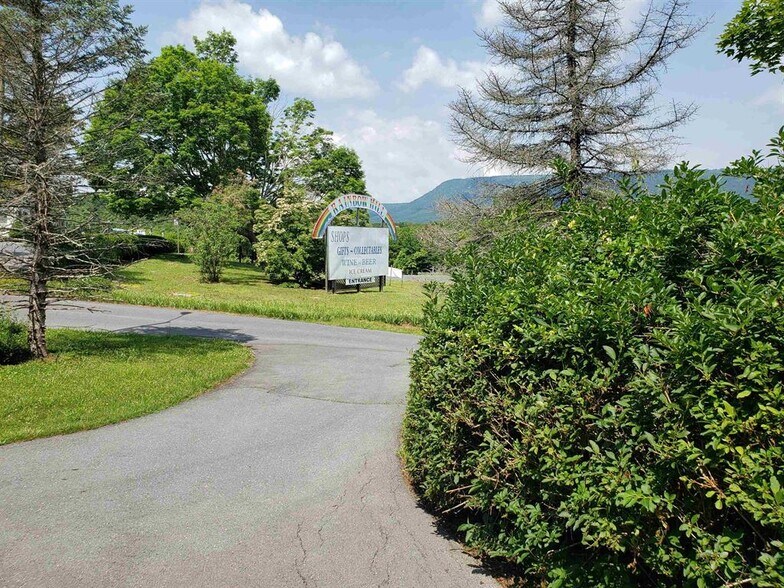 More Photos Of 2487 US Highway 211 W, Luray Storefront For Sale