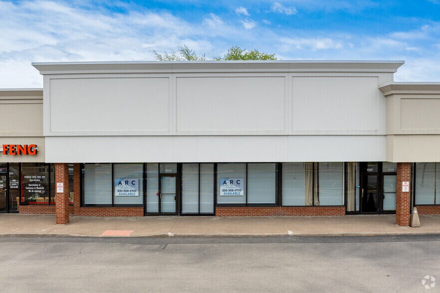More Photos Of 1041-1073 Lake Cook Rd, Wheeling Storefront For Lease