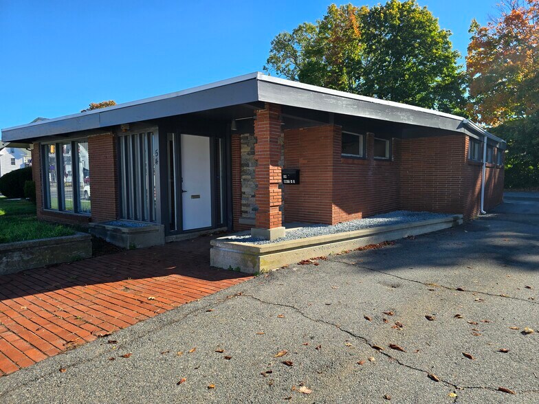 More Photos Of 54 Winthrop St, Taunton Office For Sale