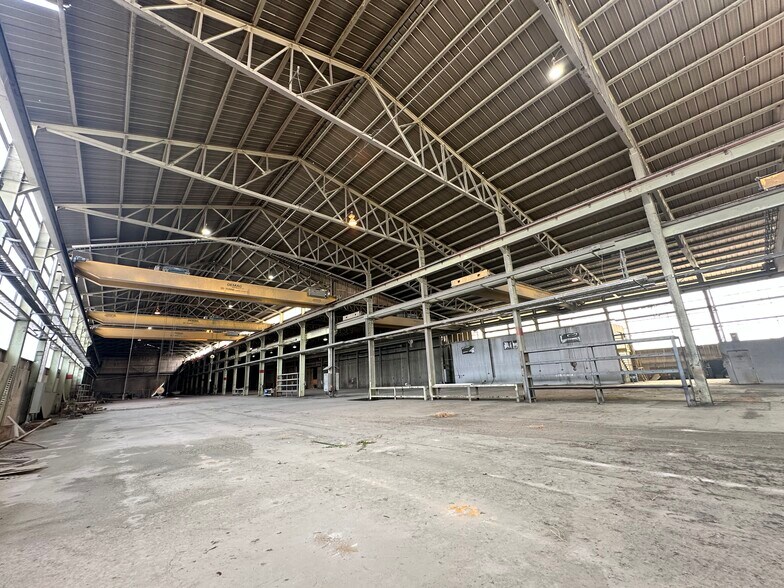 More Photos Of 2450 S 32nd St, Billings Warehouse For Sale