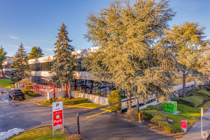 More Photos Of 4299 Canada Way, Burnaby Office For Lease