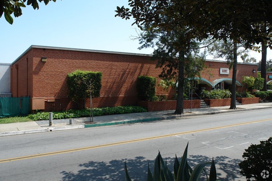 More Photos Of 202-230 E Cota St, Santa Barbara Unknown For Lease