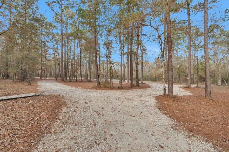 More Photos Of 215 FM 2929 Rd, Huntsville Land For Sale