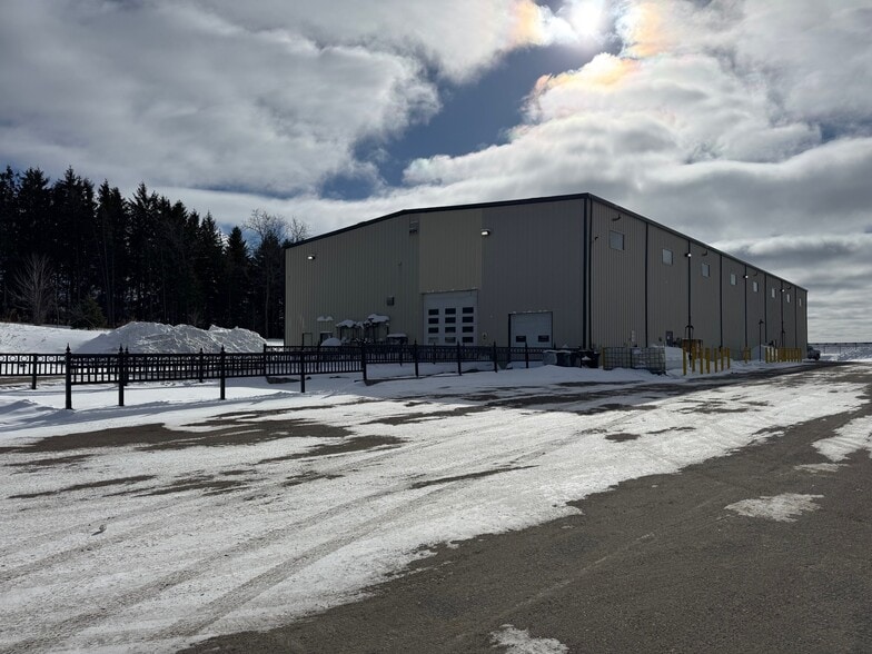 Primary Photo Of 20383 Hurontario St, Caledon Village Industrial For Sale