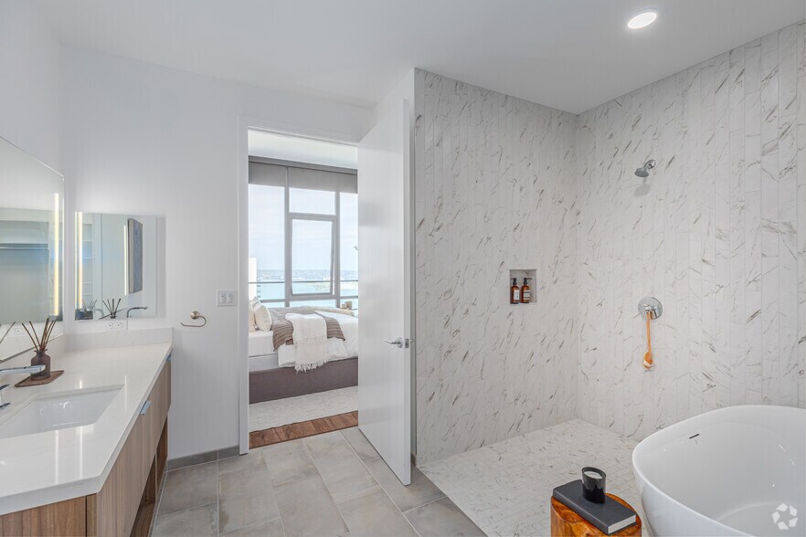 More Photos Of 1331 Columbia St, San Diego Apartments For Lease