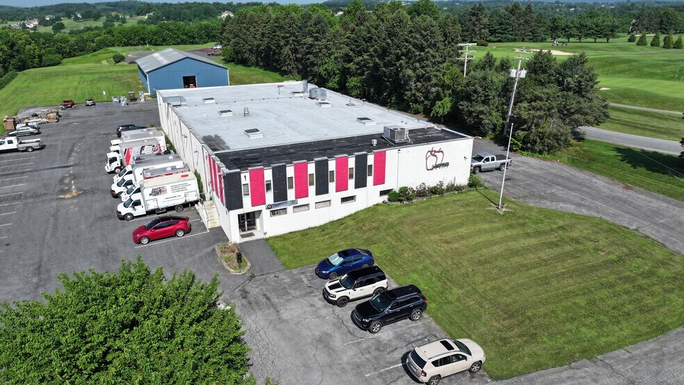 More Photos Of 231 Moorestown Dr, Bath Manufacturing For Sale