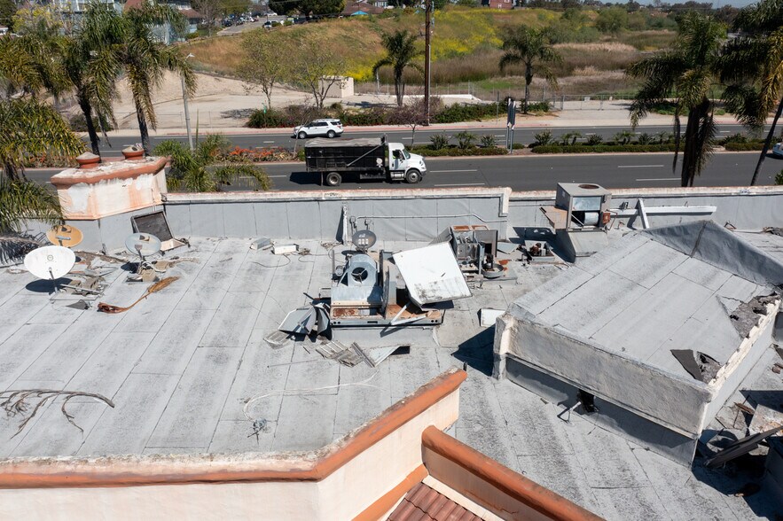 More Photos Of 8082 Adams Ave, Huntington Beach Restaurant For Sale