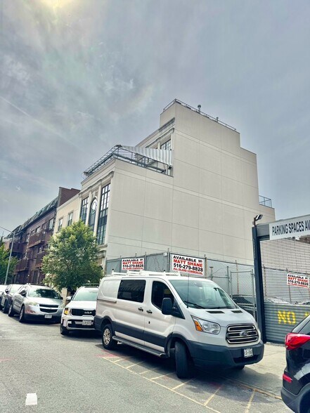 More Photos Of 102 Walworth St, Brooklyn Land For Sale