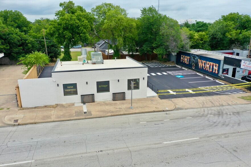 More Photos Of 1216 N Main St, Fort Worth Restaurant For Sale