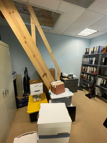 More Photos Of 4646 Princess Anne Rd, Virginia Beach Office For Sale