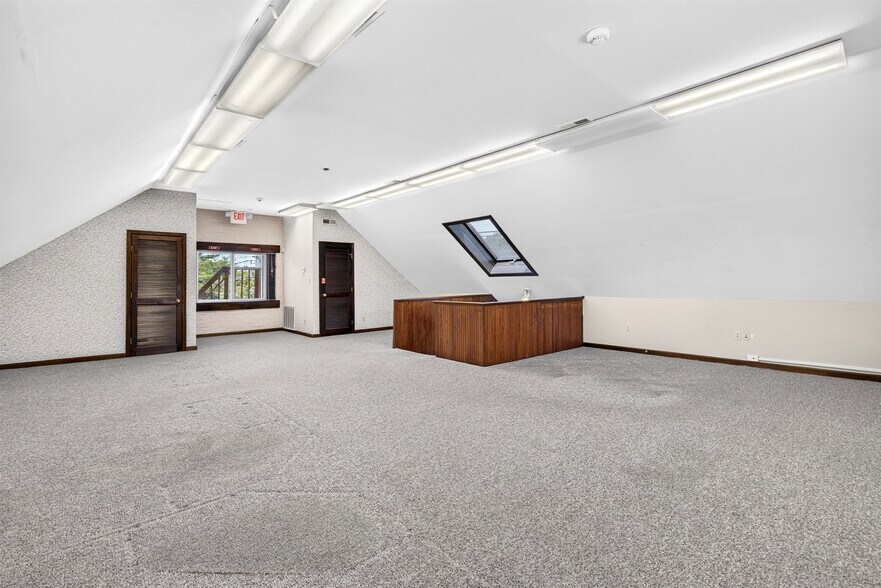 More Photos Of 1833 Windsor Pl, Louisville Office For Sale