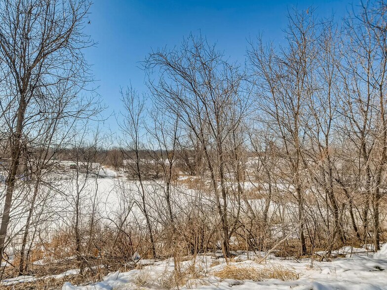 More Photos Of 7975 Stone Creek Dr, Chanhassen Office For Sale