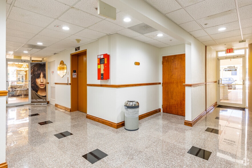More Photos Of 3488 East Lake Rd, Palm Harbor Medical For Lease