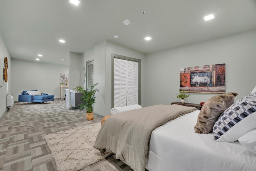 More Photos Of 640 State Highway 12, Rio Vista Hotel For Sale