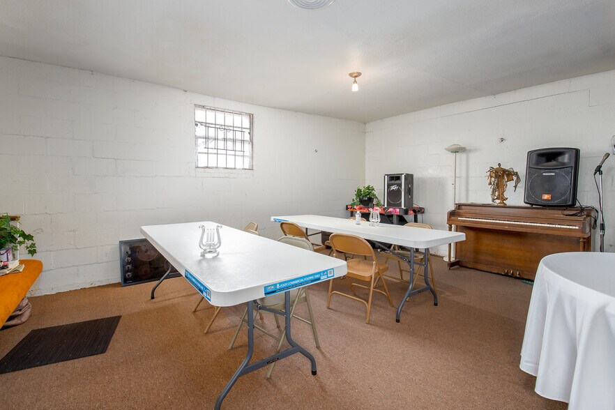 More Photos Of 8604 N Sooner Rd, Oklahoma City Restaurant For Sale