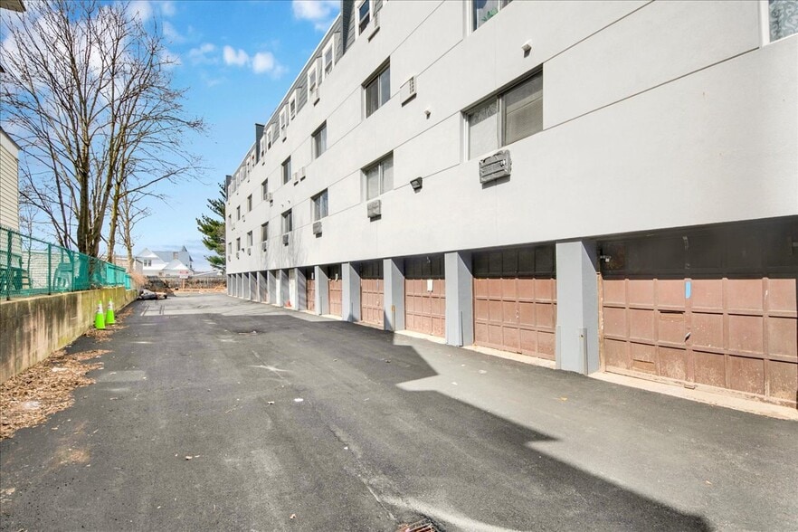 More Photos Of 191 Park Ave, Yonkers Apartments For Sale