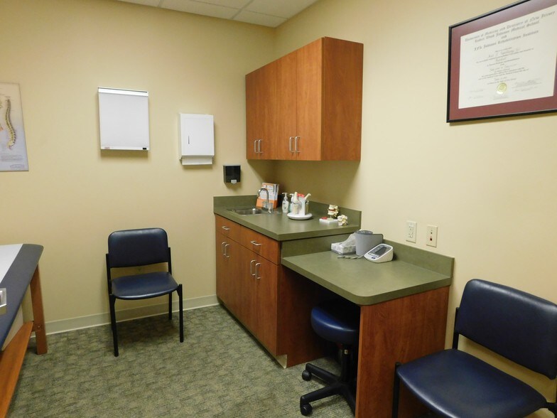 More Photos Of 1600 Sixth Ave, York Medical For Lease