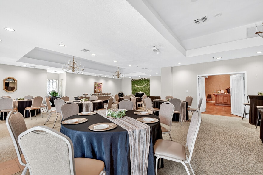 More Photos Of 1915 A1A S, Saint Augustine Restaurant For Sale