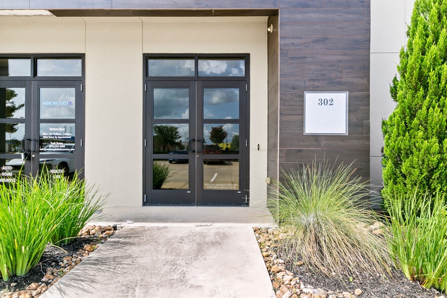 Primary Photo Of 8118 Fry Rd, Cypress Medical For Lease