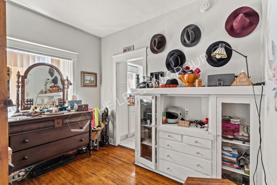 More Photos Of 905-915 Cherry Ave, Long Beach, Long Beach Apartments For Sale