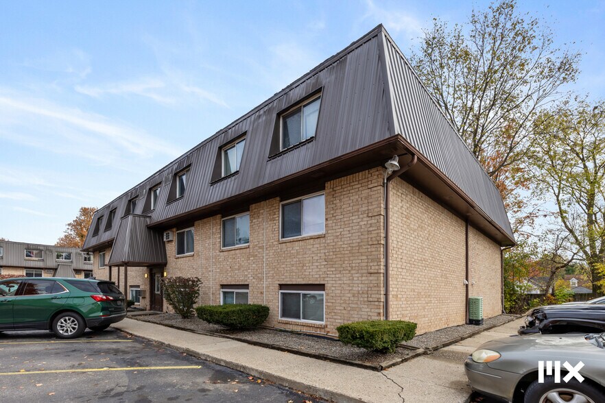 More Photos Of 313 W Chicago St, Coldwater Apartments For Sale