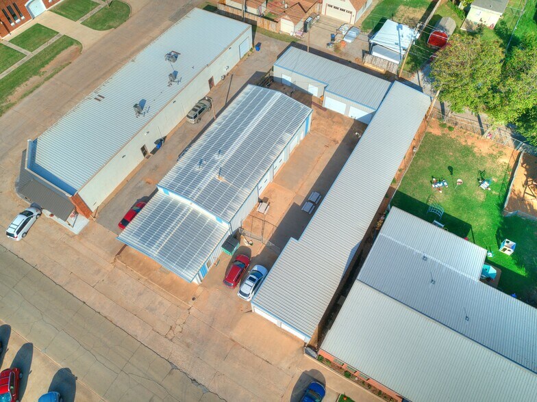 More Photos Of 219 N 6th St, Kingfisher Office For Sale