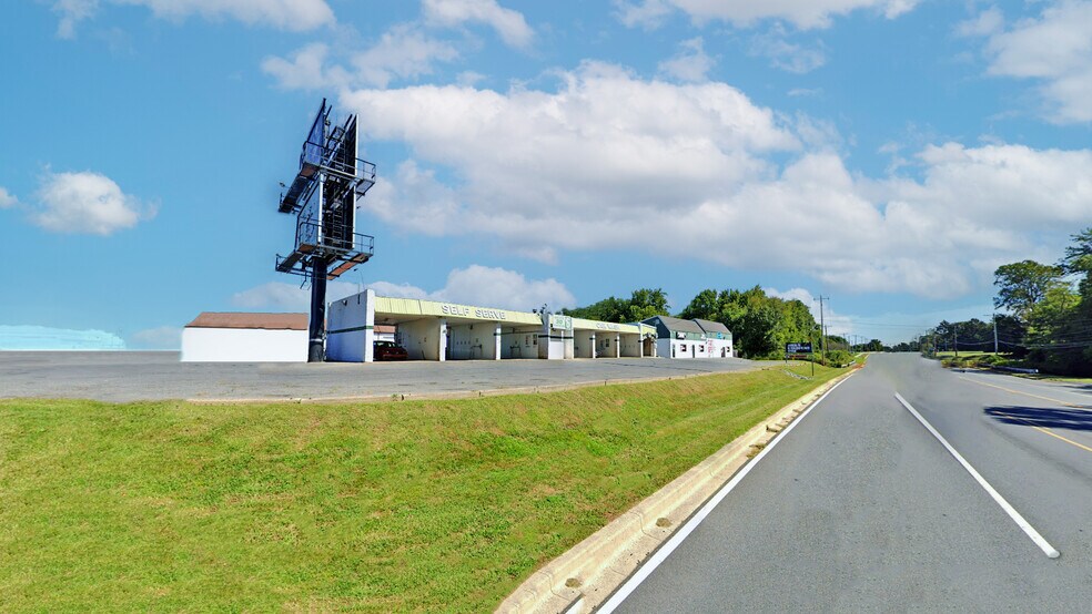 More Photos Of 106 Albe Dr, Newark Showroom For Sale