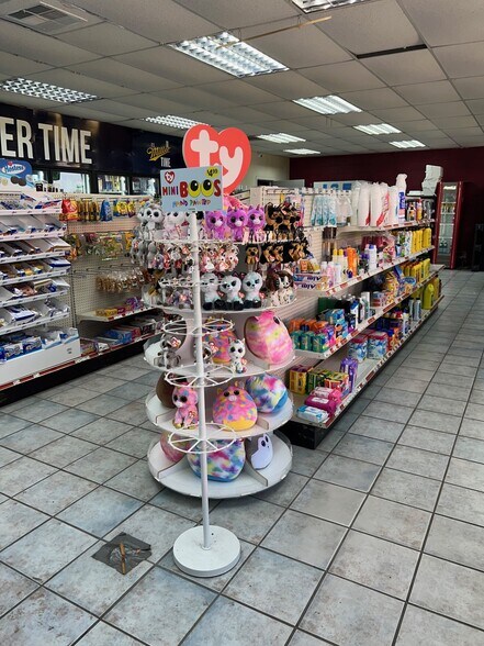 More Photos Of 6373 FM 1442, Orange Service Station For Sale