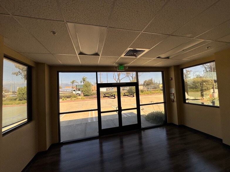 More Photos Of 15033 Slover Ave, Fontana Land For Lease
