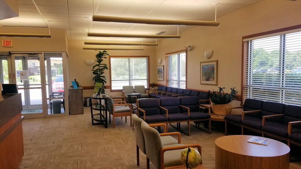 More Photos Of 3122 N Cypress St, Wichita Medical For Lease