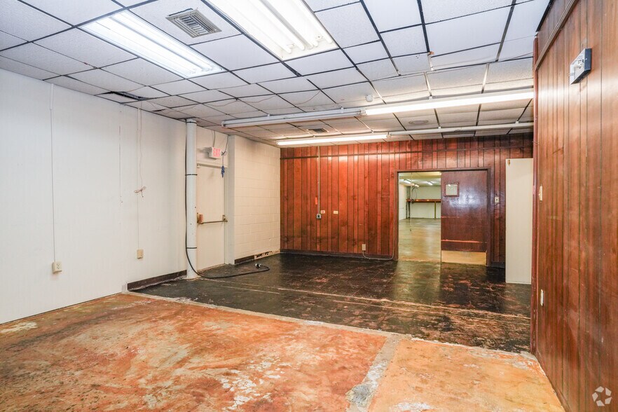 More Photos Of 2830 Breard St, Monroe Office For Sale