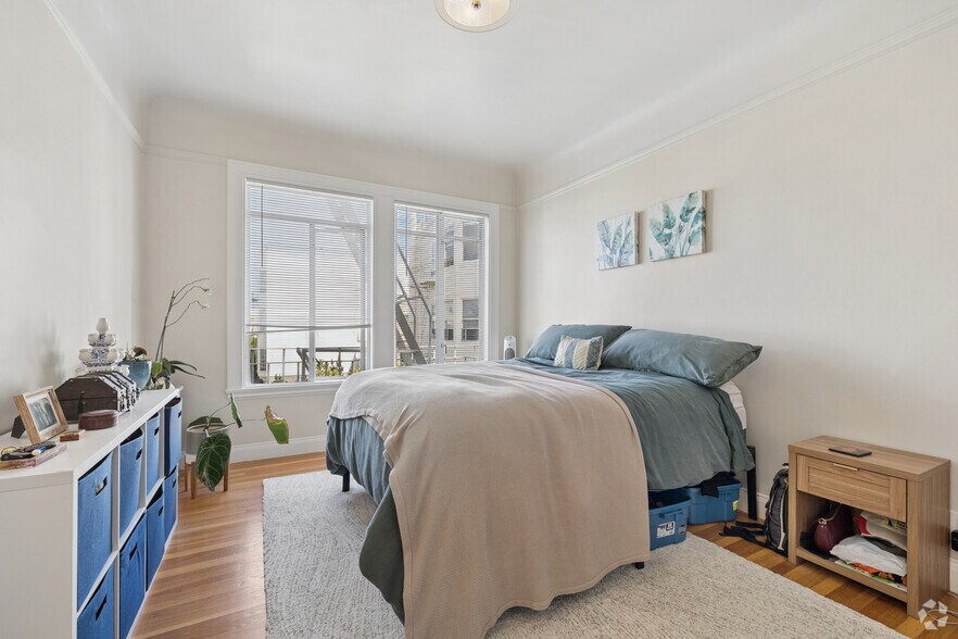 More Photos Of 3324 Broderick St, San Francisco Apartments For Sale