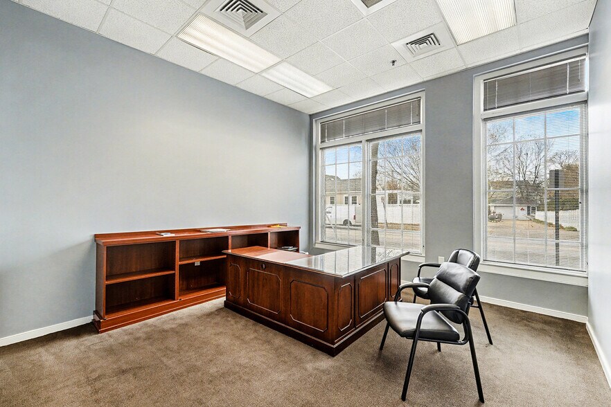 More Photos Of 415-417 Wolfe St, Fredericksburg Medical For Lease