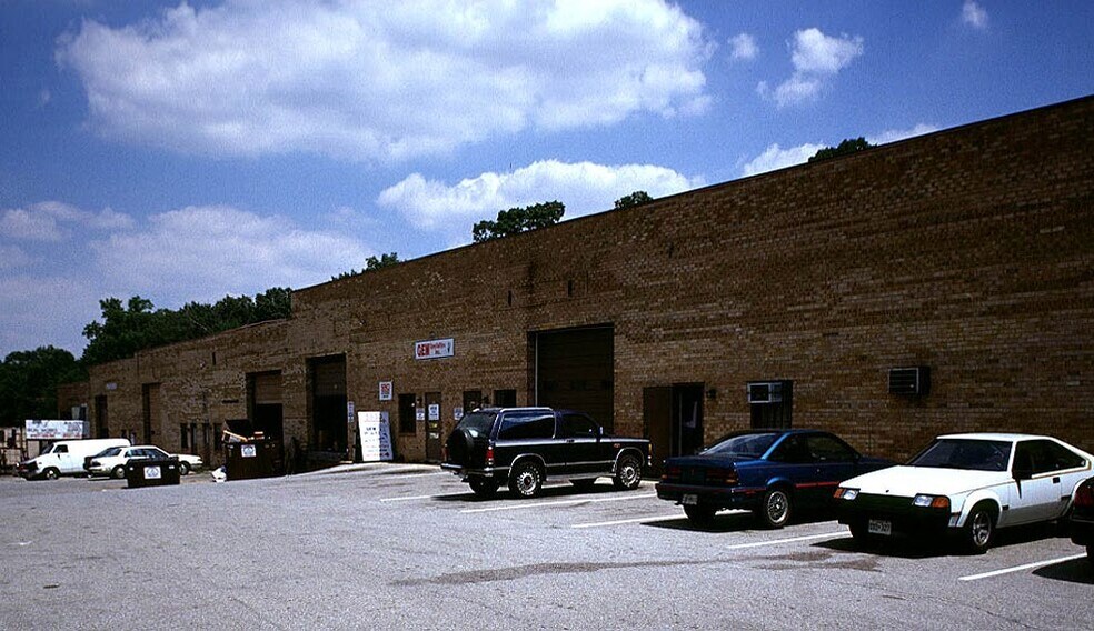 More Photos Of 5808-5812 Kirby Rd, Clinton Unknown For Lease