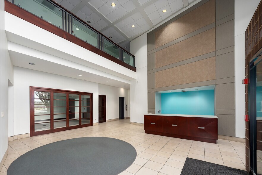 More Photos Of 2500 Corporate Dr, Birmingham Office For Sale