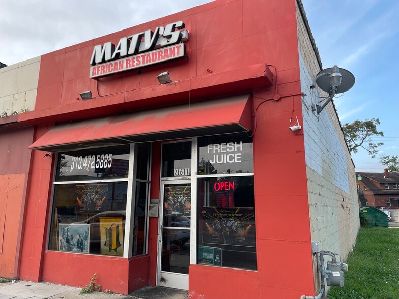 More Photos Of 21611 Grand River Ave, Detroit Restaurant For Sale