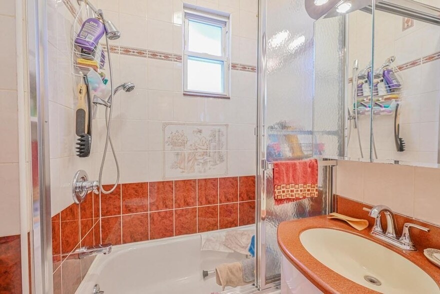 More Photos Of 522 Bay Ridge Ave, Brooklyn Apartments For Sale