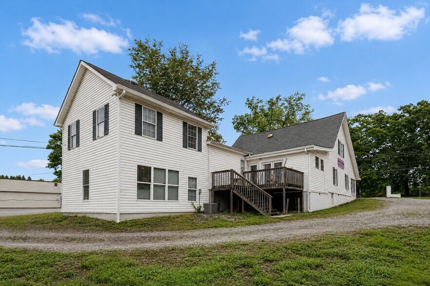 More Photos Of 9010 Main St, Woodstock Freestanding For Sale