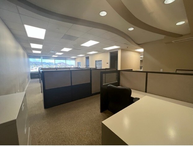 More Photos Of 600 N Brand Blvd, Glendale Medical For Lease